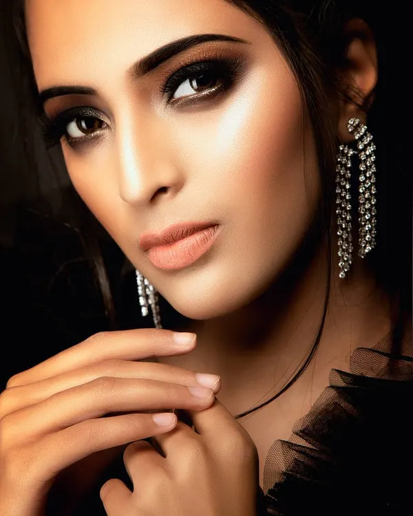 A classic example of my beauty work, focusing on a dramatic smokey eye and glowing skin. I use specific lighting techniques to ensure the makeup details and the texture of the skin are captured with perfect clarity for campaign use.