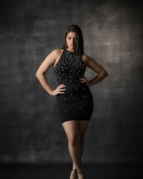 A powerful stance from a recent photoshoot. This look is perfect for a song with a bold and confident attitude.