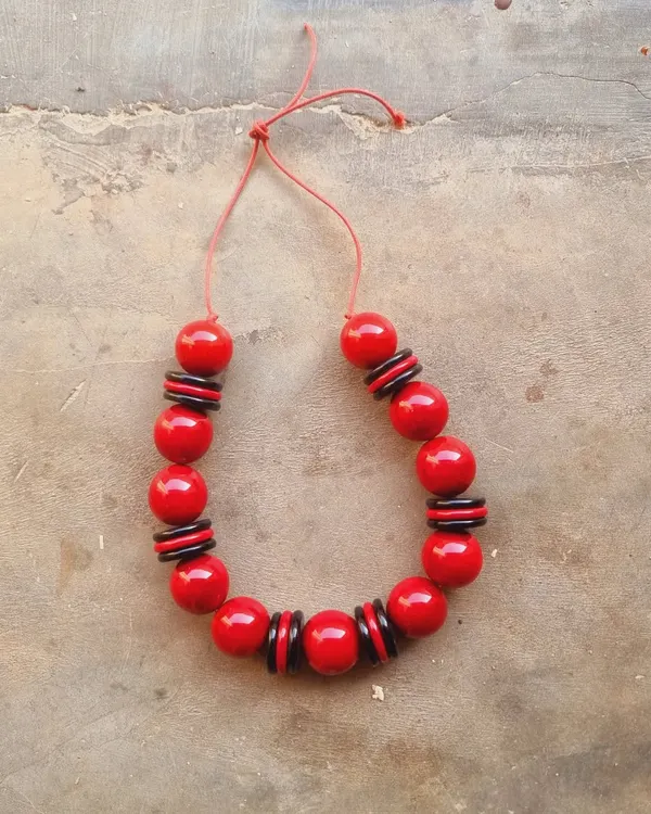 A glimpse of our new range of chunky Channapatna jewelry, perfect for the festive season. This beautiful red and black beaded necklace was created by Pallavi and her team of artisans, showcasing their incredible skill.