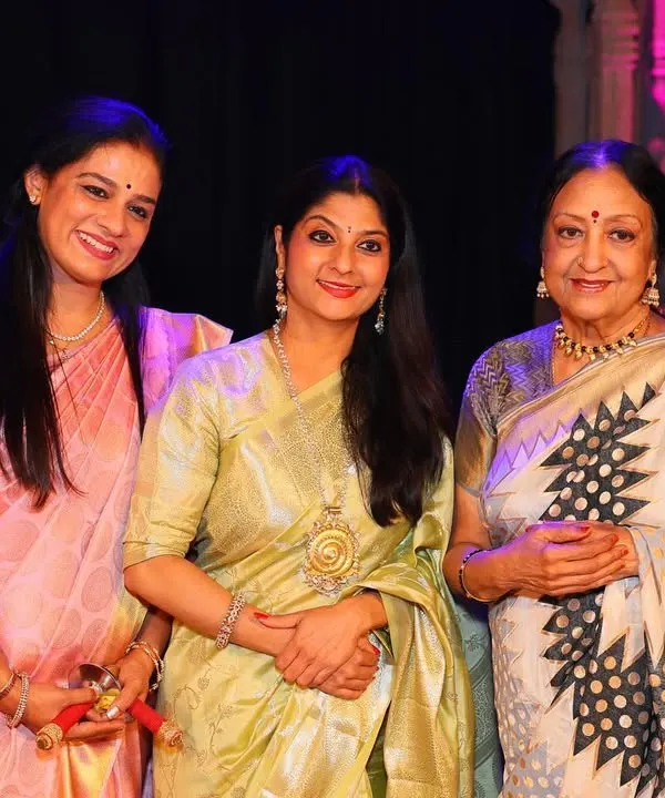 An unforgettable evening witnessing the Rangapravesha of my first student's daughter. Seeing our artistic tradition pass from one generation to the next, in the presence of my own Guru, felt like our legacy coming full circle.