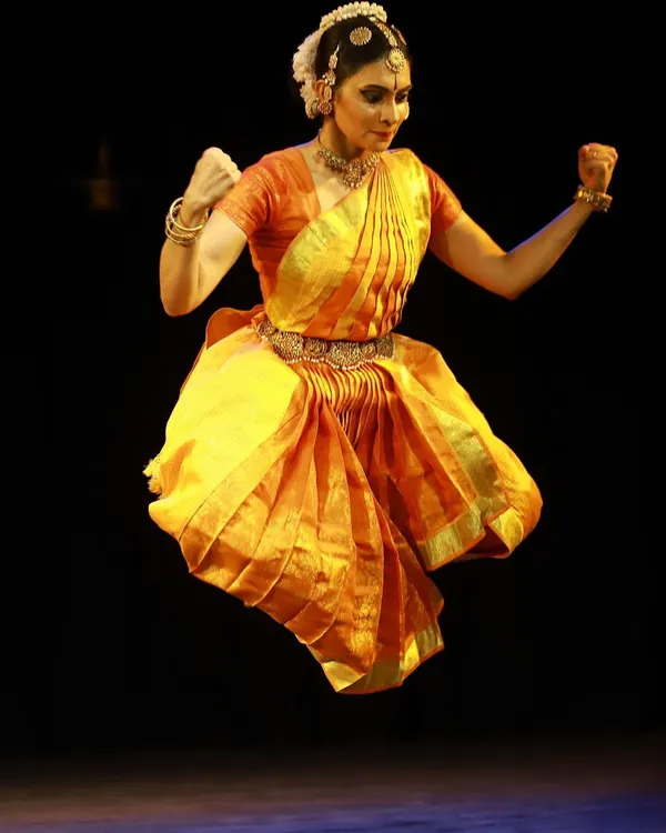 This is a moment of pure abandon from my performance "SARVASYA". For me, dance is a flight of the spirit, and this capture of an Eknath Abhanga at the Nirantaram Festival perfectly embodies that feeling of divinity on stage.
