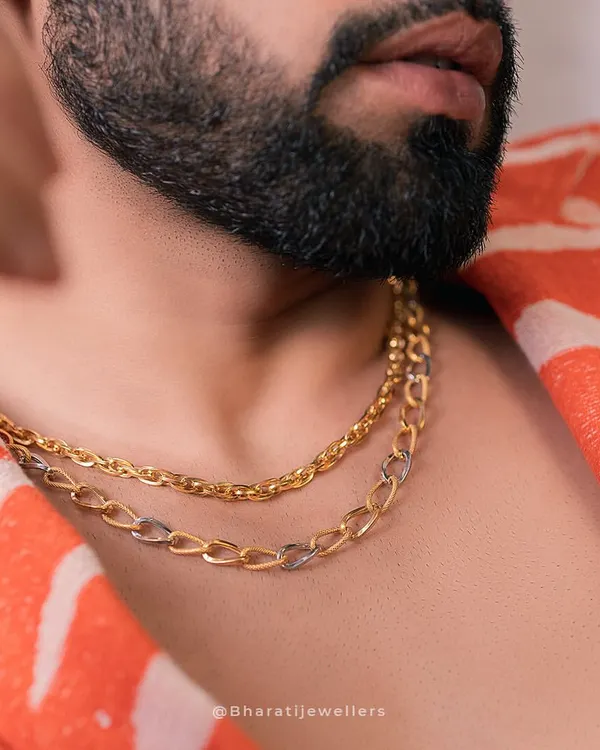 We present our collection for the modern man. These layered gold chains from our Noya line are crafted to add a layer of sophistication and confident style, blurring the lines between classic and contemporary.
