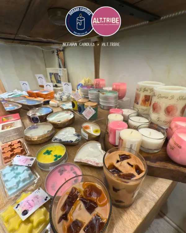 Welcome to my world of handmade magic. ✨ This is a little peek at my pop-up display, filled with all sorts of hand-poured candles, artisanal soaps, and fragrant wax melts, each made with love and positive vibes.