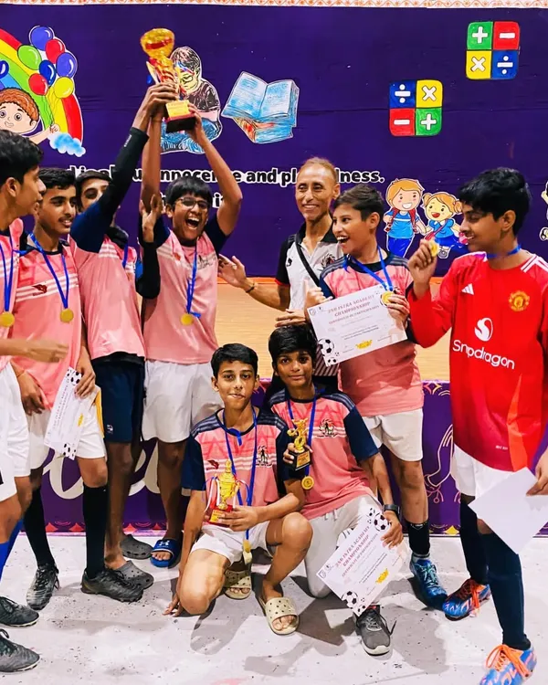 This is the moment we work for. Pure joy and teamwork as our Under 15 players celebrate their championship win. This is the energy of Young Dynamos.