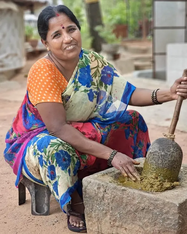 Indian Madder and Myrobalan are two traditional ingredients we often use for our natural dyes. Their mellow, earthy tones are prepared by our team in fresh batches for our workshops and production.