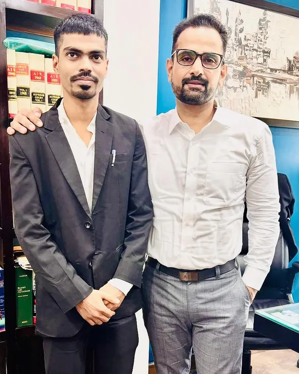 A young lawyer visiting my office for the first time. It is my duty to set the right example and offer guidance to those beginning their legal journeys.