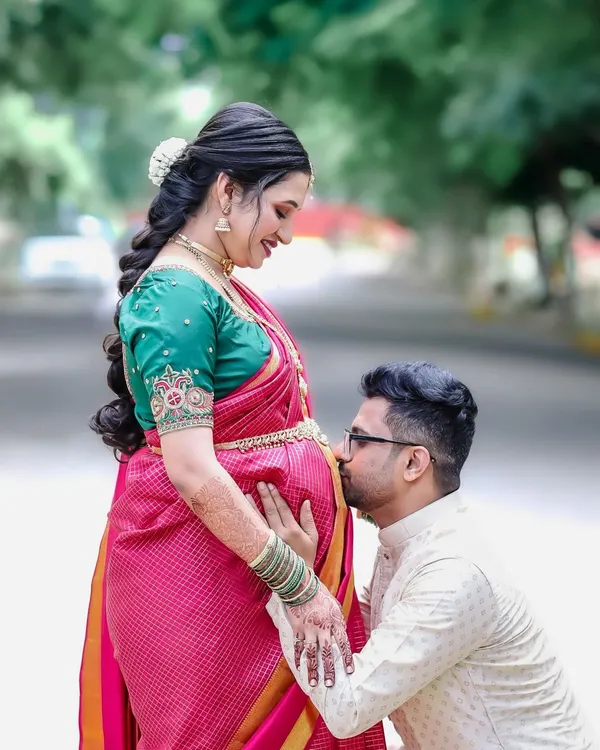 A quiet moment of connection. I focus on capturing these unscripted expressions of love and anticipation during traditional Seemantham photoshoots.