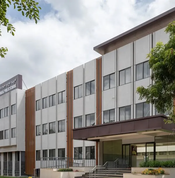 The Jindal Public School in Dabaspet, designed in collaboration with Studio Skapa, is a project close to our hearts. The modern, sophisticated campus rivals the best private institutions, creating an inspiring environment for learning.