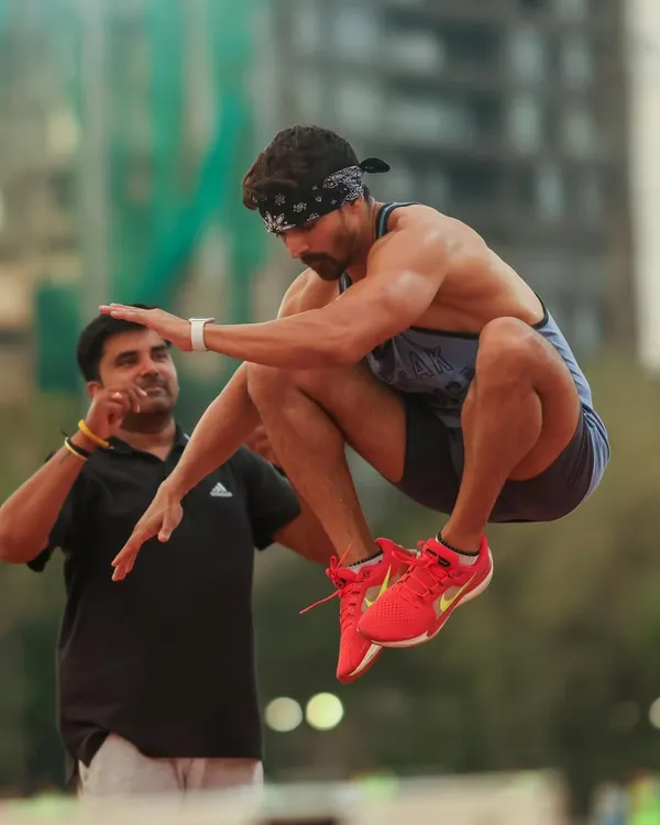 This is what it takes to build explosive power. Here, I'm guiding actor Harshvardhan Rane through a plyometric jump, a core exercise we use to develop the explosive strength needed for peak athletic performance.