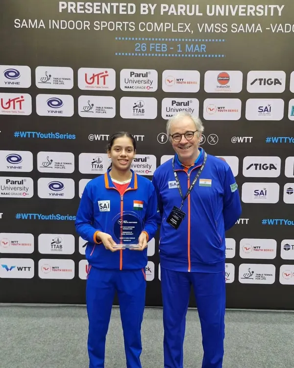 Ananya Chande with her well-deserved silver medal plaque at the WTT Youth Contender event. Her performance in her debut on the official tour is a testament to our focused international-level training.