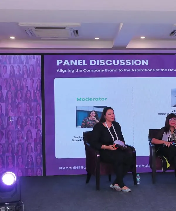 Moderating a panel discussion at the AccelHERate conference on aligning company brands with the aspirations of modern Indian women. I guide conversations to ensure they are focused, insightful, and inclusive of all panelists.