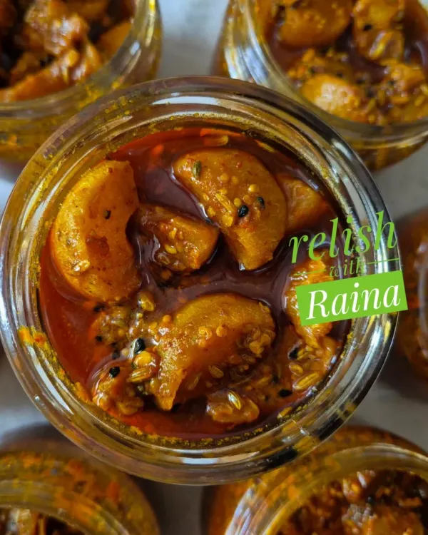 This is my Spicy Amla Pickle, a winter specialty packed with flavour. I use fresh, big-sized amla (Indian gooseberries) which are carefully cut and mixed with a blend of traditional spices and mustard oil. The result is a tangy, medium-spicy pickle that is full of Vitamin C and tastes incredible with any meal.