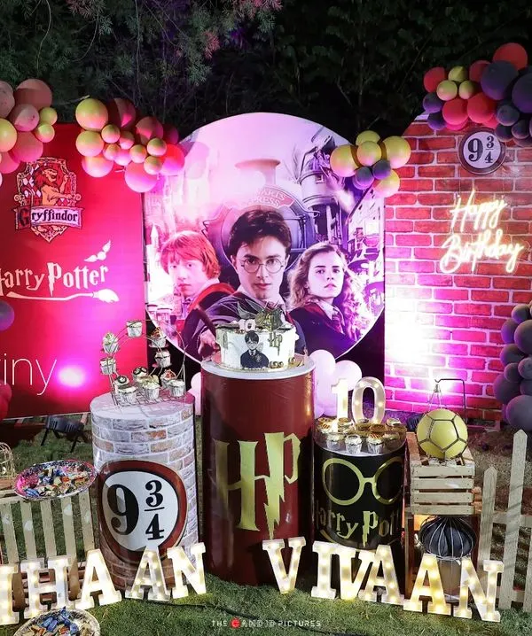 We love bringing magical worlds to life, like this detailed Harry Potter theme for a twin's birthday. This setup features custom backdrops of Platform 9 3/4, themed props, and dramatic lighting to create an unforgettable experience.