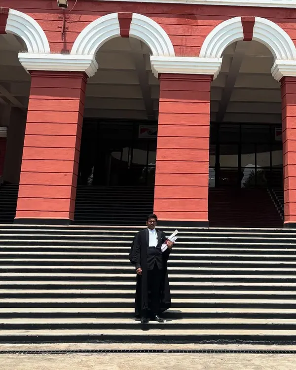 Standing ready to represent my clients. I believe that a lawyer's presence and preparation are paramount before even presenting the case, a principle I carry into every court appearance.