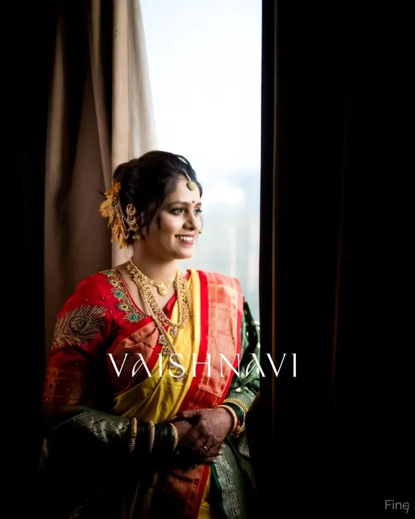 A classic bridal portrait using dramatic window light to create a timeless, painterly effect. We love playing with light and shadow to craft elegant and memorable images of the bride.