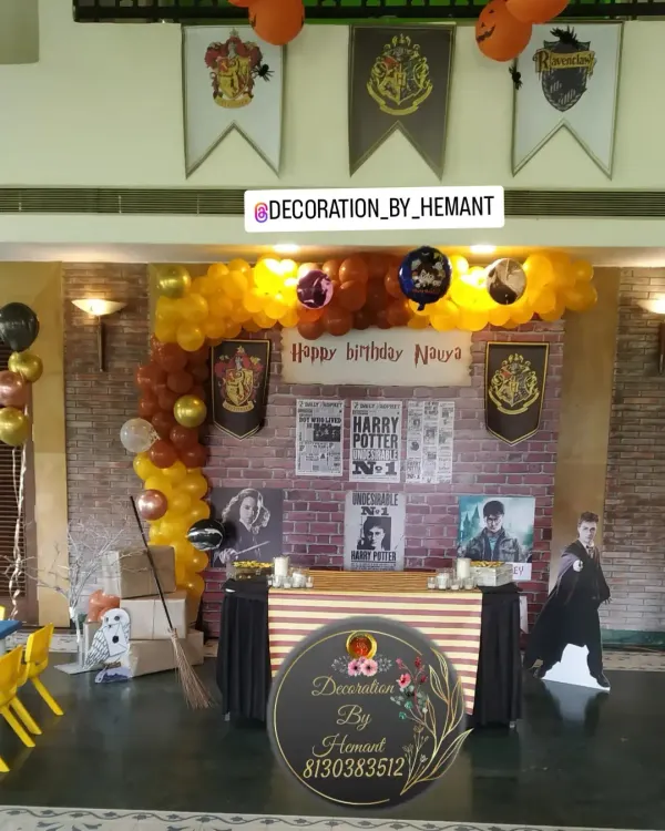 I brought the world of Hogwarts to life for a magical Harry Potter themed birthday party. This main backdrop features the iconic brick wall, house banners, and character posters, setting the stage for an unforgettable celebration.