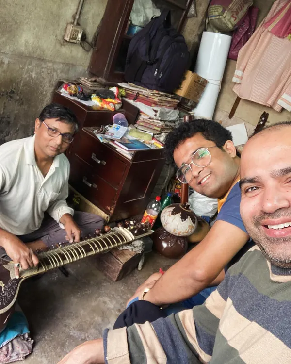 The essential workshop trip for Jawari work. The icing on the cake was getting a peek into the warehouse where the instruments are born. Here I am with the craftsmen.