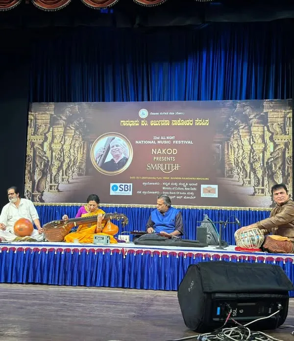 A fabulous jugalbandi concert with Prakash, Sudhindra, Narayanamurthy, and Rajendra. Playing for a knowledgeable and appreciative audience makes the performance even more special.