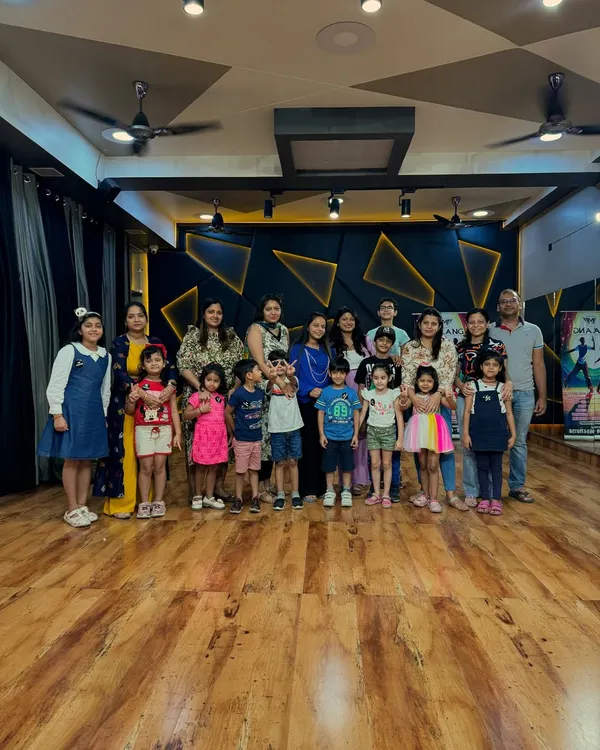 A proud moment for our summer camp tribe. This group photo captures the happy faces of our students, parents, and instructors during the felicitation ceremony, celebrating the successful completion of a fun-filled camp.