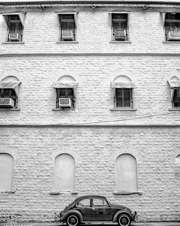 Long time no see. A shot from five years ago during covid, when the streets were quiet and my VW Beetle and I were just exploring the architectural beauty of Mumbai.