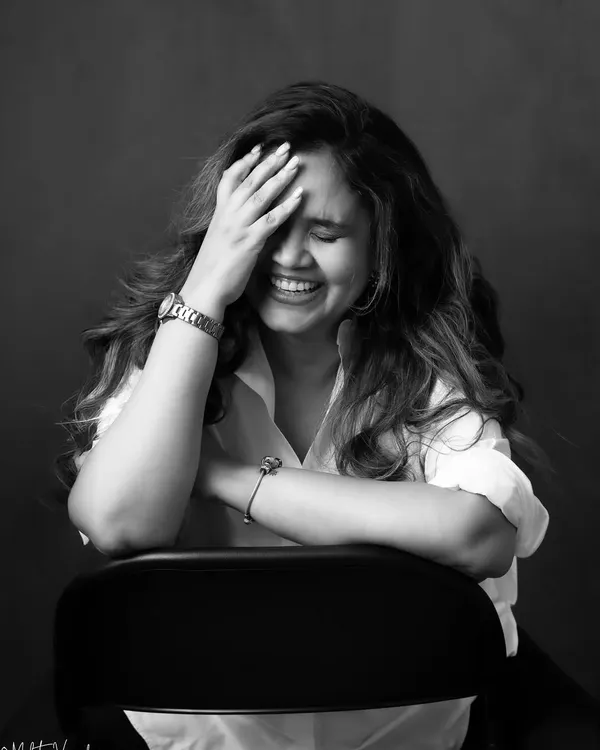 This is the moment I live for. That pure, uninhibited laugh when you forget the camera is even there and you just feel happy in your own skin. It’s in these moments that your true self shines, and capturing that is my greatest joy.