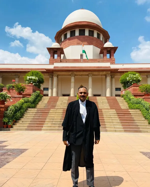 A picture from a day's work at the Supreme Court of India in New Delhi. My active practice ensures the legal training I provide is current, relevant, and grounded in the realities of litigation.