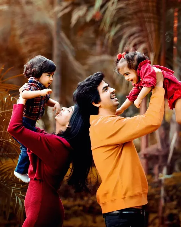 This is what pure joy looks like! An outdoor family photoshoot during the golden hour with these adorable one-year-old twins was so much fun. We just let them play and be themselves, and the result is these beautiful, candid moments of family love.