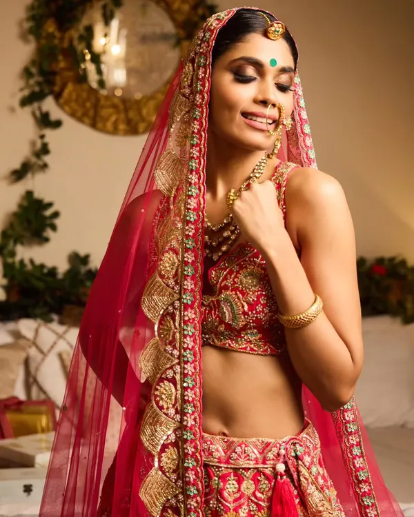 A behind the scenes moment from a campaign shoot. It's not just one element, but how everything comes together that creates the perfect bridal look.
