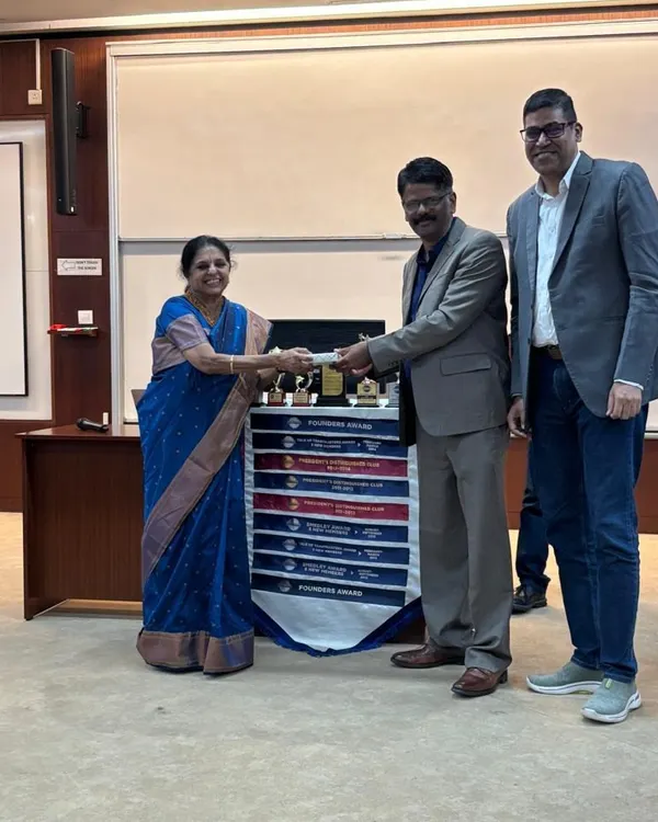 Being honored as a keynote speaker at the IIM Bangalore Orators club. It was a privilege to share my insights on storytelling with academicians, entrepreneurs, and leaders.