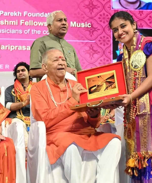 A truly blessed moment receiving the prestigious Bharat Ratna Dr. M. S. Subbulakshmi Fellowship in Music from the legendary flutist Pandit Hariprasad Chaurasia in Mumbai.