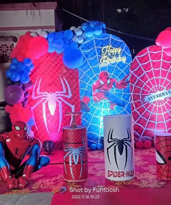 This is how we bring a superhero to life. For this Spiderman themed birthday party, we used custom printed backdrops, themed pedestals, and a life-sized Spiderman prop to create a complete world for the birthday boy.