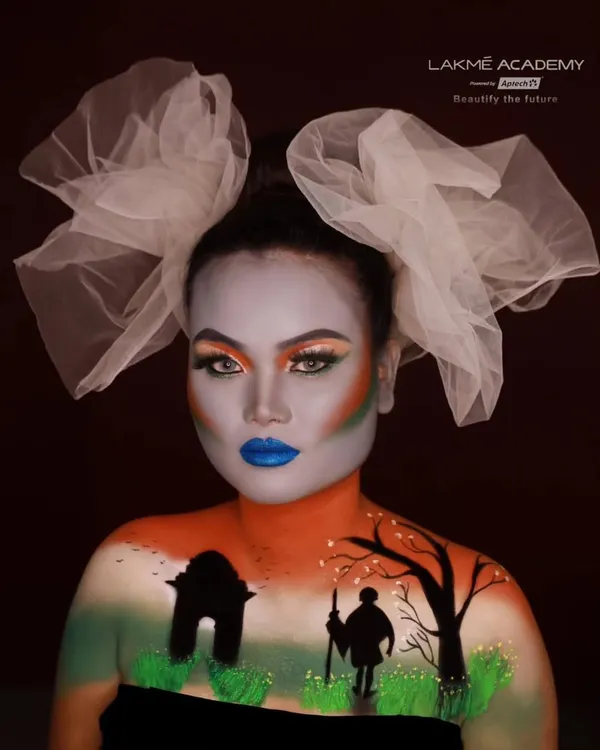 Our students express their patriotism through art. This Independence Day look features intricate body painting depicting national symbols, showcasing their creativity and precision.