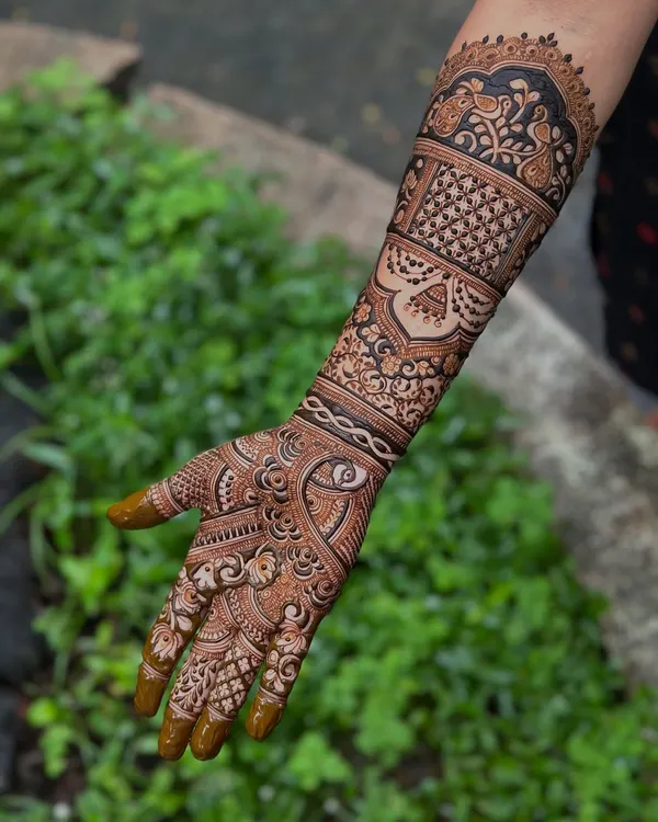A full-arm design I created as a demo for my students. I focus on teaching them how to create complex and beautiful patterns with confidence.
