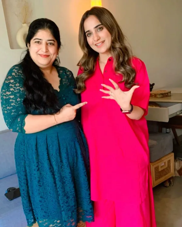 A picture with the lovely Kusha Kapila after doing her nails for the Cannes Film Festival. Working with such talented and kind people is truly a highlight of my career.