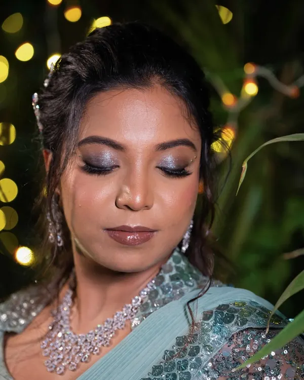 A close up of the shade shifting intense smokey eye we created for my architect bride, Shriya. The added rhinestones gave it that extra sparkle for her reception, perfectly matching her fun personality.