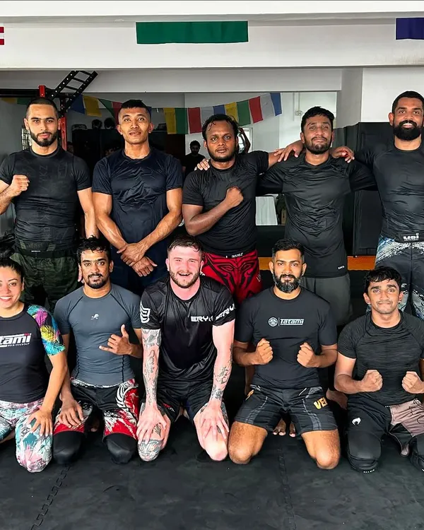 We were happy to have pro MMA fighter Connor drop in for a roll. Our mats are open to anyone who wants to train hard and share knowledge.