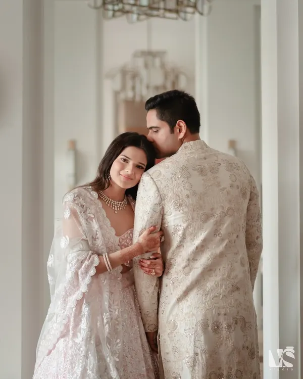 A quiet moment of comfort and affection. This portrait of Vanshika and Sheetij is all about the gentle connection, the feeling of home you find in your partner's arms. It's simple, soft, and full of warmth.