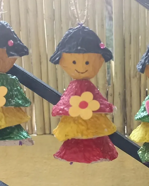 These adorable dolls were made from recycled materials as a takeaway art project.