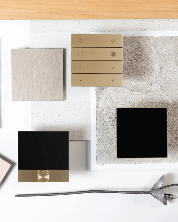 This is where design and technology meet. I work with you to create a mood board of materials and finishes, ensuring your smart keypads perfectly complement your home's aesthetic.