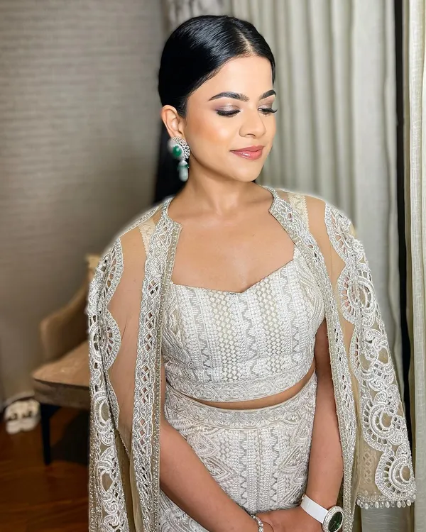 The epitome of soft glam. I created a gentle smokey eye with a hint of shimmer, paired with glossy lips and a sleek hairstyle for a look that is pure elegance.