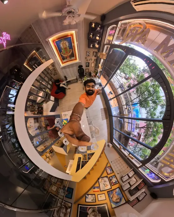 A 360-degree look inside my studio. I wanted to create a bright, open, and professional environment where clients feel welcome and inspired.