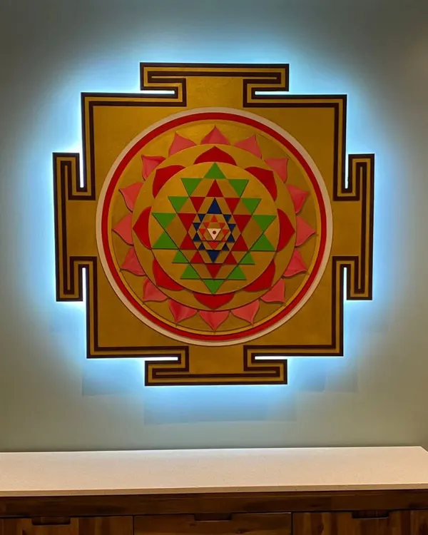 This backlit Shree Yantra is one of our most challenging and rewarding creations. Designed for a client in Australia, this 4x4 ft piece required immense precision and countless hours to perfect, but the final glowing result made all the sleepless nights worthwhile.