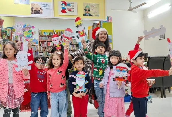 The creative highlight of our Christmas party was this 'Build Your Own Santa' craft activity. It was wonderful to see children and parents working together, pouring their hearts into their creations. Every single Santa was unique and full of personality!