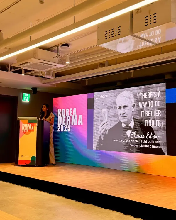 Presenting at Korea Derma 2025, where I shared insights on dermatological innovations. Being on a global stage allows me to exchange knowledge with brilliant minds and continuously improve my practice.