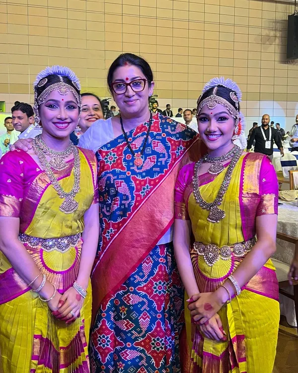 A truly humbling moment to meet and perform for Union Minister Smriti Irani at the G20 Summit. It was an honor to represent our culture on such a prestigious international platform.