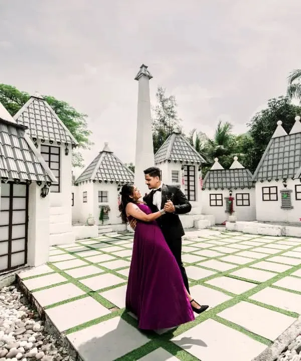 A fairytale moment for Sonali and Vicky. This pre-wedding shoot location provided a whimsical backdrop for their romantic portraits. We love getting creative with settings to match your vision.