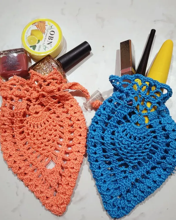 These cute pineapple pouches are a super handy and quick project. Here you can see them being used to hold small makeup items, but they are perfect for all sorts of treasures.