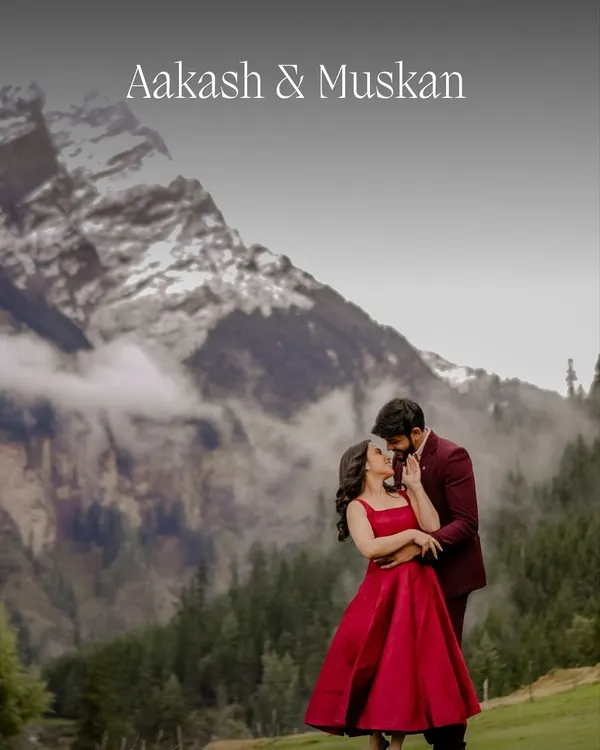 A love story written in the clouds, framed by the majestic Himalayas. This is the kind of epic, breathtaking moment I love to create, where your connection feels as vast as the mountains themselves.
