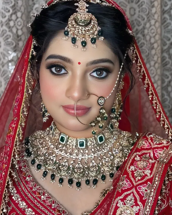 This is the look I strive for: fresh, glowing, and timeless. My goal is to enhance your natural beauty, not hide it, ensuring you look and feel like the best version of yourself on your big day.