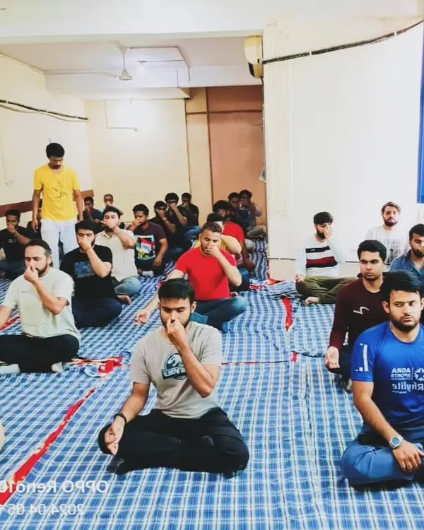 We were honored to hold yoga sessions for the ARI Maritime College as part of the "Samudra Me Yog" project. Here, students are practicing Nadi Shodhana (Alternate Nostril Breathing).